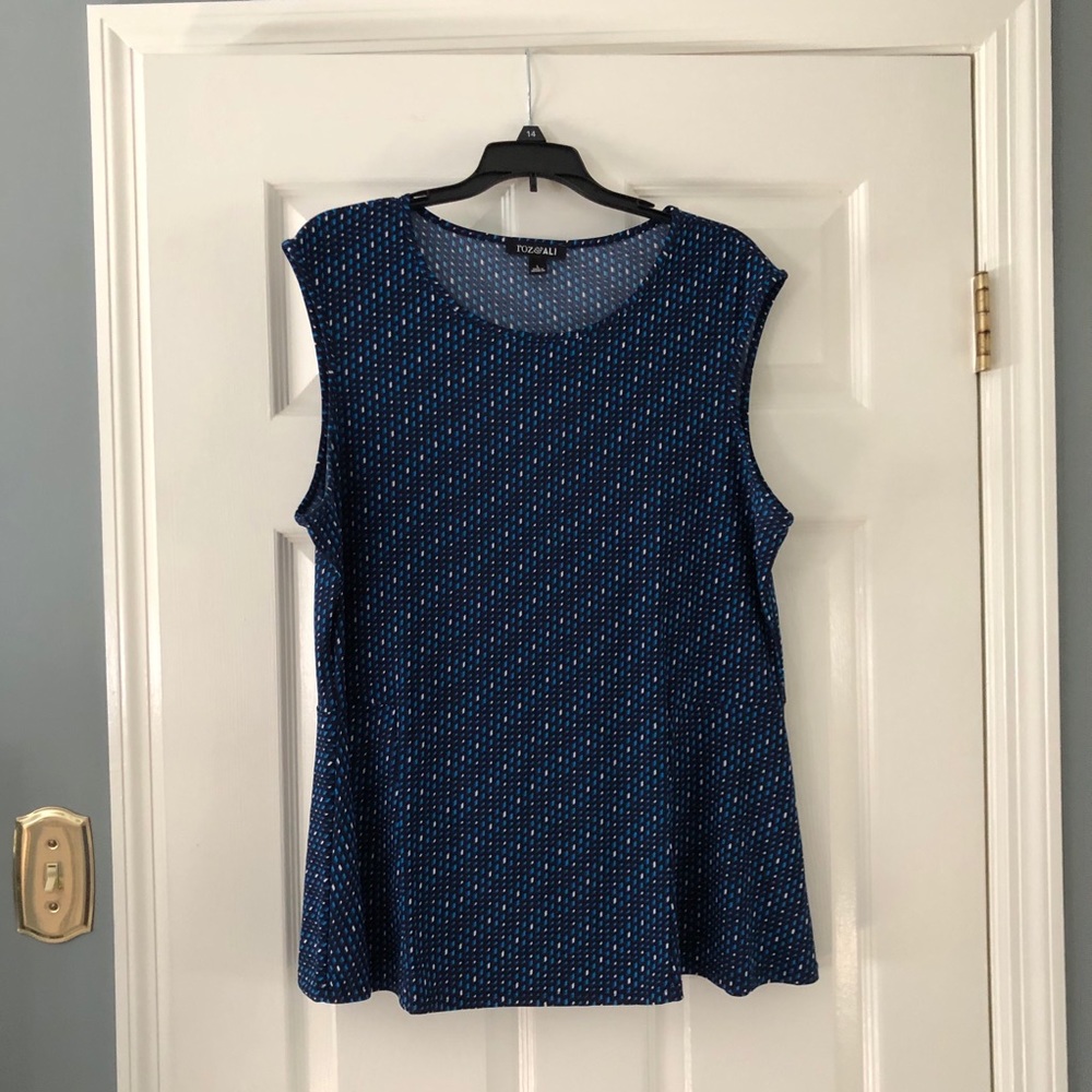 Roz and Ali Sleeveless Top.